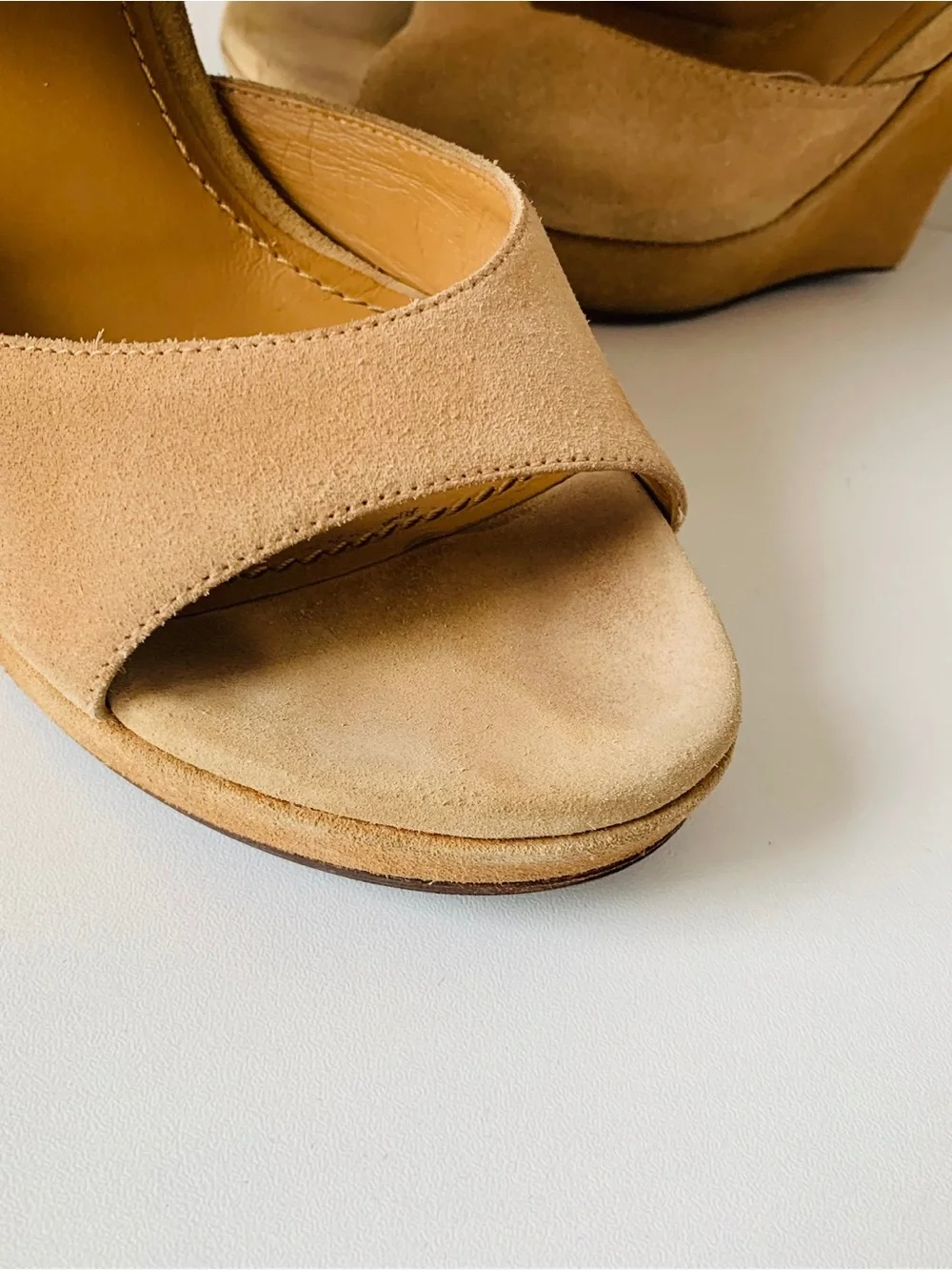 Yves Saint Laurent Sculpted Beige Suede Sandals/Heels Size 38